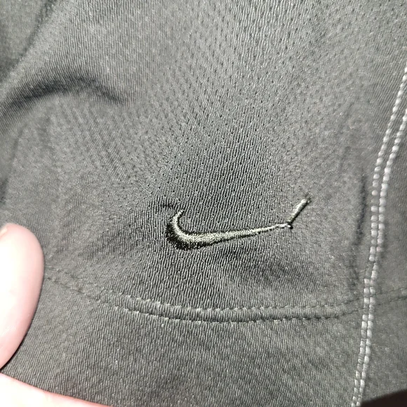 4/25 Nike Women’s Golf Shirt Medium Green Short Sleeve Zip Polo Athletic - Picture 3 of 5